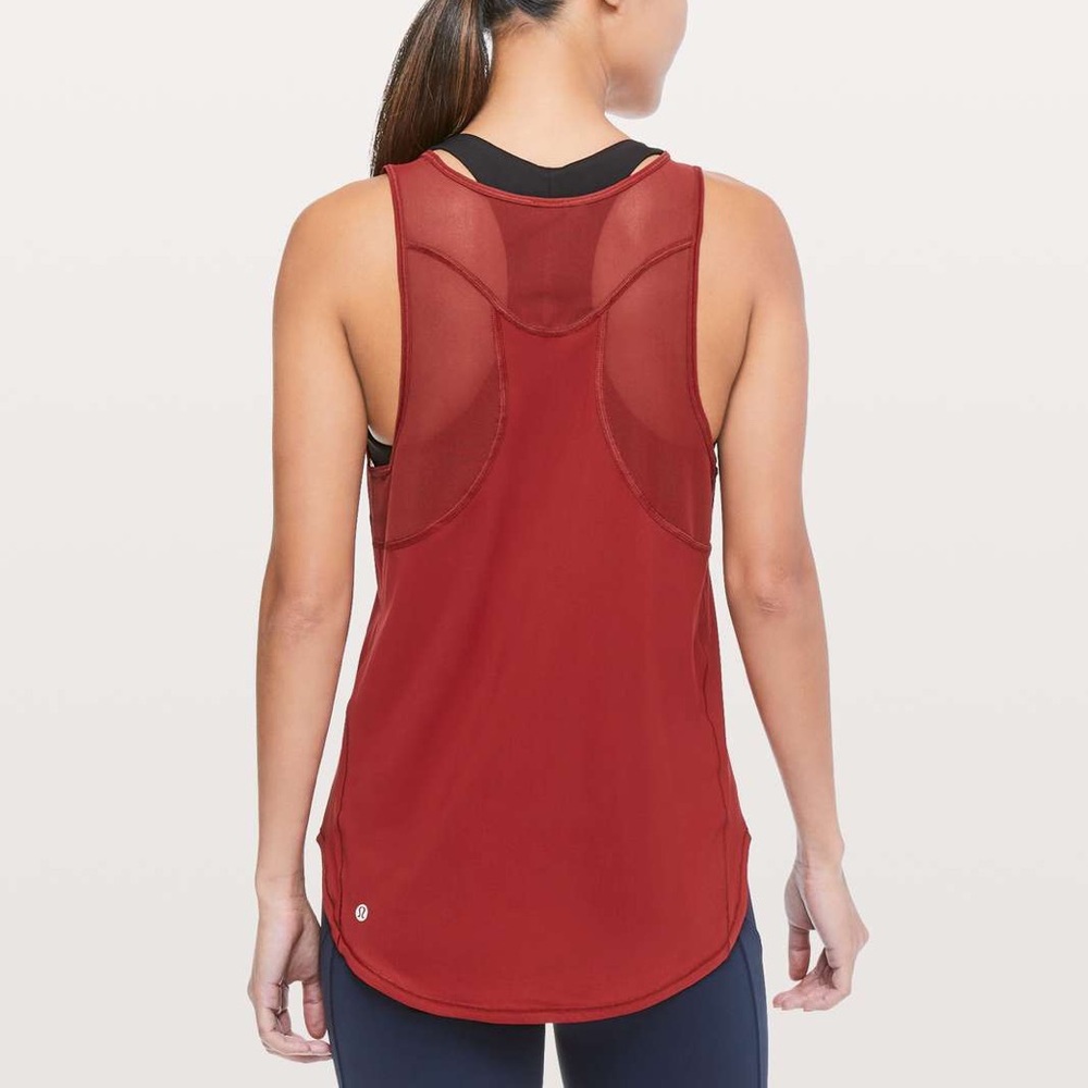 SOLD❌ Lululemon Sculpt Tank II
Dark Sport Red size 8
